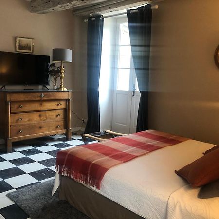 La Maison Des Gardes - Chambres D'Hotes Cluny Eksteriør billede