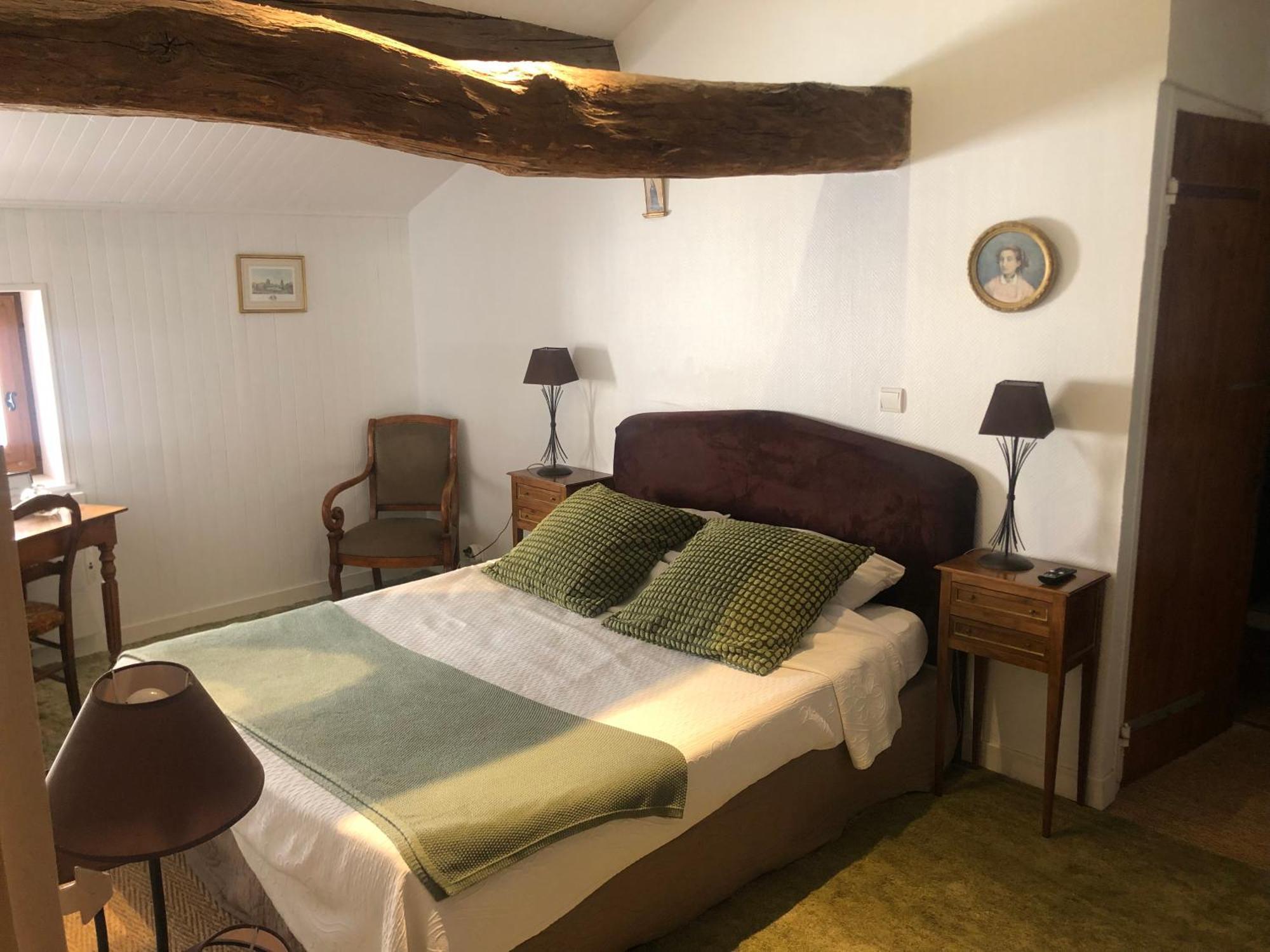 La Maison Des Gardes - Chambres D'Hotes Cluny Eksteriør billede