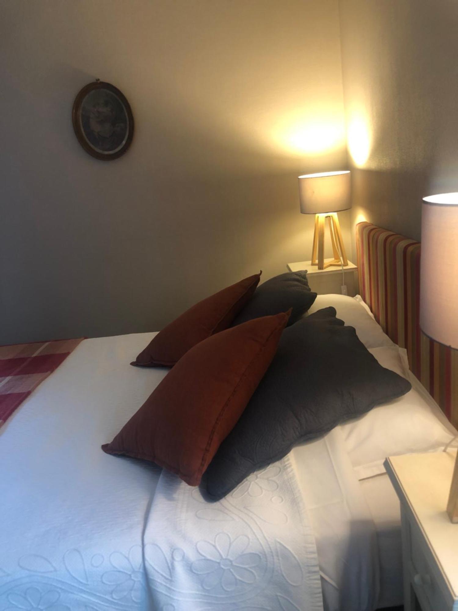 La Maison Des Gardes - Chambres D'Hotes Cluny Eksteriør billede