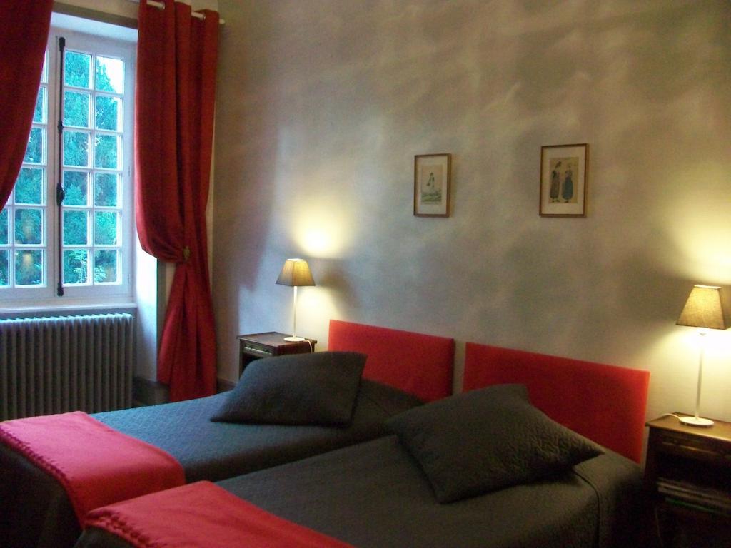 La Maison Des Gardes - Chambres D'Hotes Cluny Værelse billede
