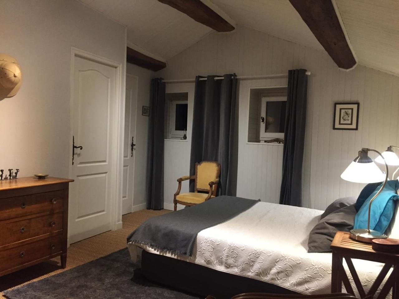 La Maison Des Gardes - Chambres D'Hotes Cluny Eksteriør billede