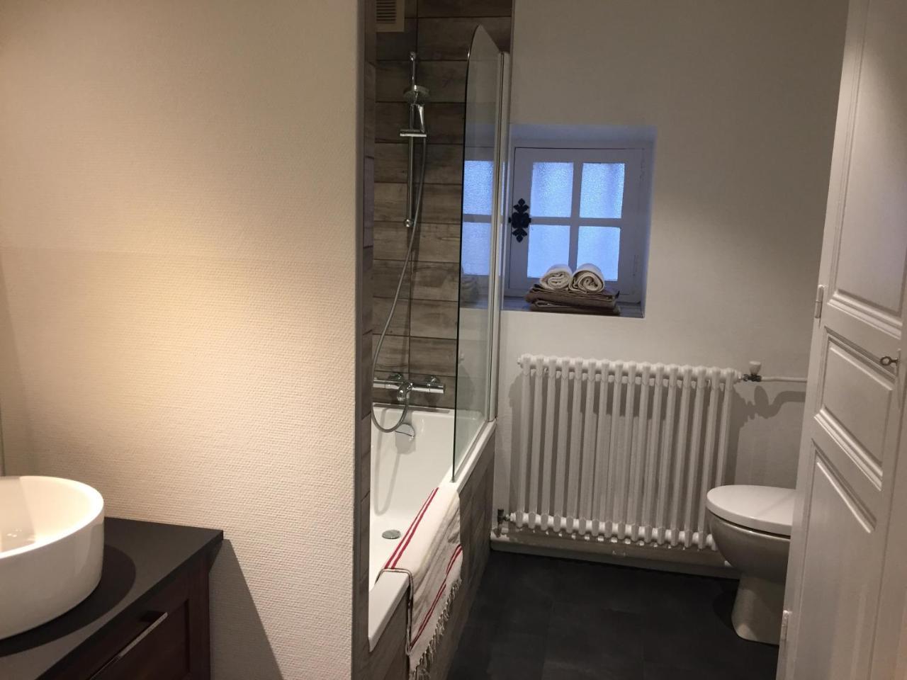 La Maison Des Gardes - Chambres D'Hotes Cluny Eksteriør billede