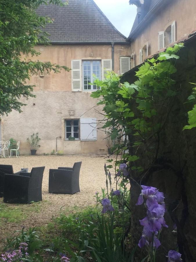 La Maison Des Gardes - Chambres D'Hotes Cluny Eksteriør billede